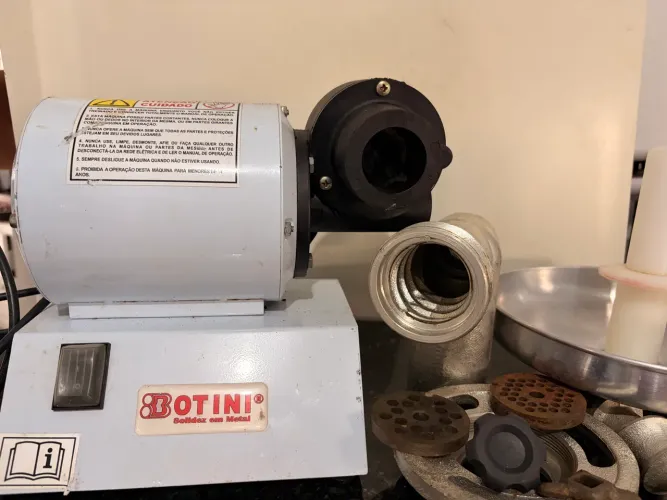 Máquina elétrica de moer carne/Moedor elétrico 