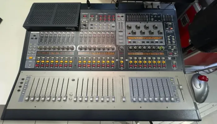 DIGIDSING AVID VENUE SC48 - MESA DE SOM DIGITAL