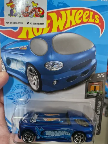 HOT WHEELS DEORA II - ACCELERACERS<br>HW DREAM GARAGE 2021