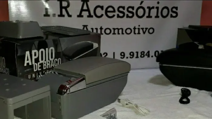 Encosto de braço automotivo 