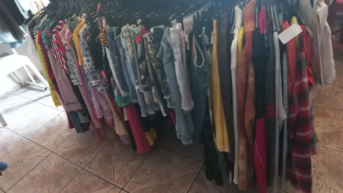 Vendo estoque pra brechó