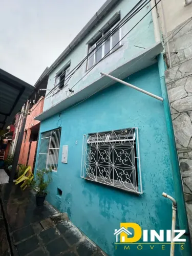 Casas de Vila para Venda em Duque de Caxias, Carolina, 1 dormitório, 1 banheiro