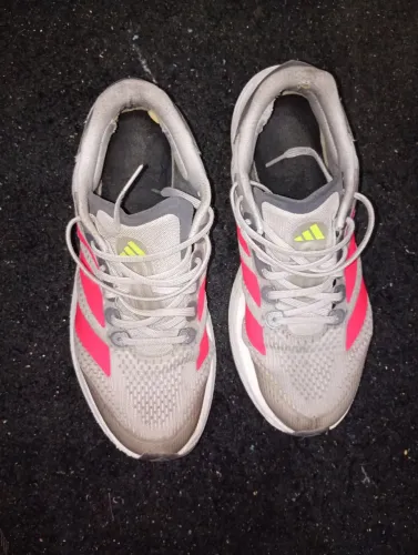 Tênis da Adidas original