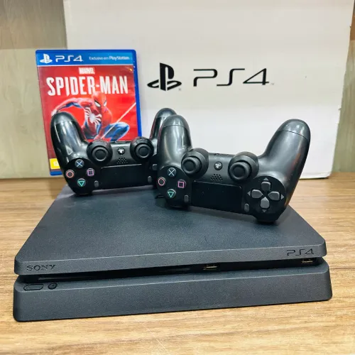 PlayStation 4 | PS4 Slim 1TB Com 02 Controles e jogo