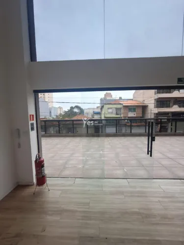Sala comercial de 45m² para locação com 01 lavabo, Ar condicionado, Vila Assunção, Santo A