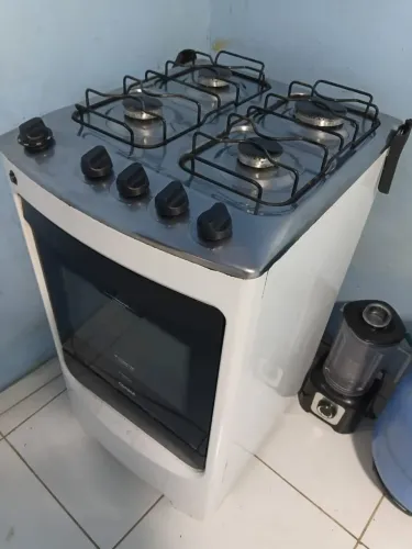 FOGÃO 4 BOCAS