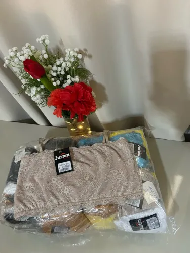 Lingerie pacotes com 100 peças por 1000 Reais