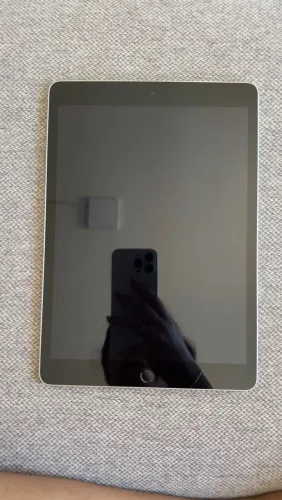 iPad 9ª geração - 64 GB
