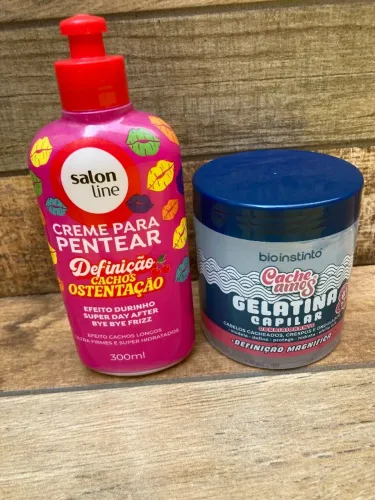Gelatina para cachos e creme de pentear