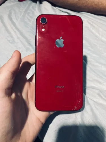 IPHONE XR VERMELHO 64gb