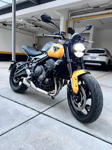 Triumph Trident Impecável