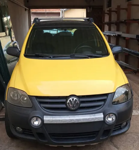 Volkswagen Crossfox 1.6 MI Total Flex 8V 5P 2009