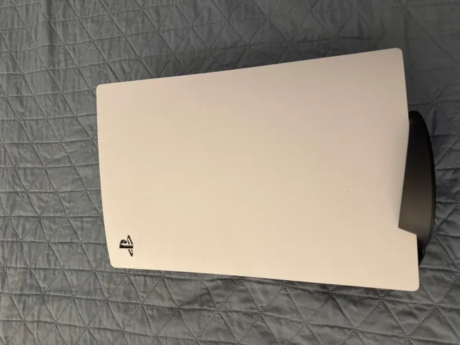PS5 CONSOLE 