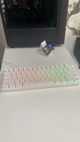 Teclado Magnético Monsgeek 60% RGB