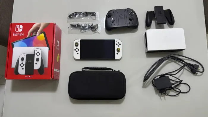 Nintendo Switch OLED + JOYCON LinYuvo