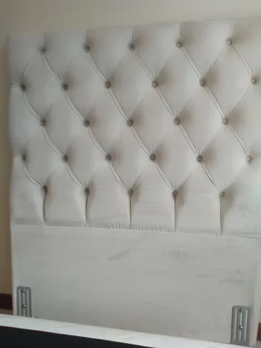 Cama box com cabiceira