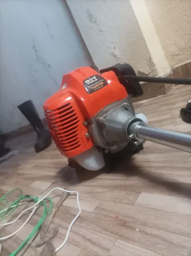 Roçadeira nova 