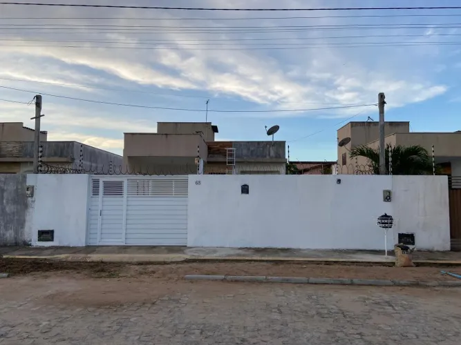 Portão de garagem de alumínio
