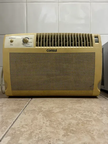 Ar Condicionado Consul 7500 BTUs - Funcionando Perfeitamente! 