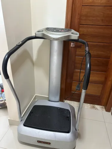 Plataforma vibratória kikos