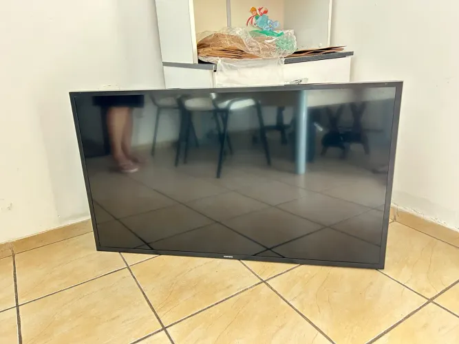 Vendo tv 43 polegadas