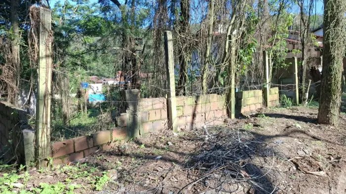 Terreno à venda, 677 m² por R$ 195.000,00 - Itaipu - Niterói/RJ