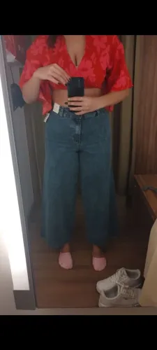 Calça Renner tamanho 40 estilo pantacour