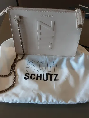Bolsa Tiracolo pequena Tassy Off White Schutz