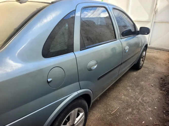Chevrolet Corsa Sedan 1.8 MPFI 8V 102cv 4P 2003