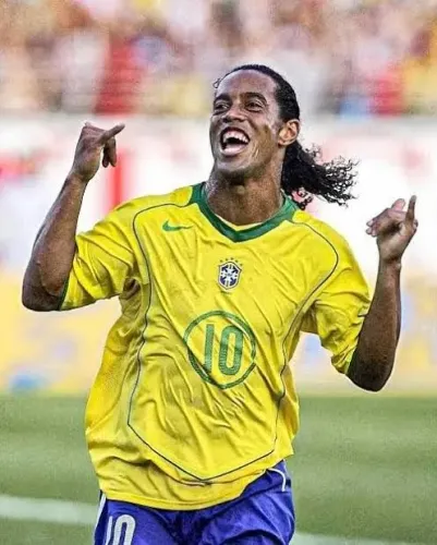 Camiseta Seleção Brasil.Uniforme II 2004 Retro - Copa América