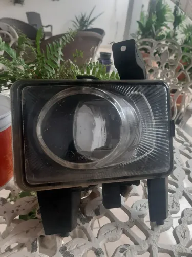 Favor de neblina lado esquerdo
