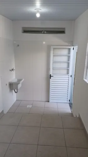 Casa para Venda em Jundiaí, Vila Arens II, 3 dormitórios, 1 suíte, 2 banheiros, 2 vagas