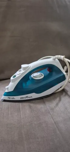 Ferro de Passar a Vapor Britânia FB169H - 220V