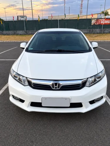 Honda Civic Sedan LXS 1.8/1.8 Flex 16V Aut. 4P 2014
