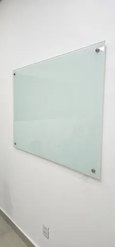 Quadro branco em vidro 1,20 x 1,00