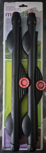 Kit com 2 Protetores Solares Retráteis para carro, cor preta, da Munchkin.