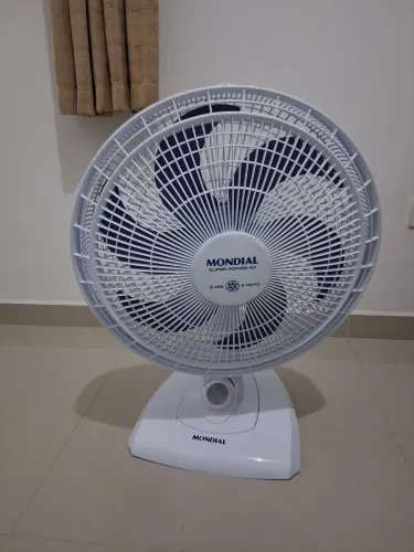 Ventilador Mondial Novo, na caixa