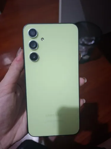 CELULAR A54