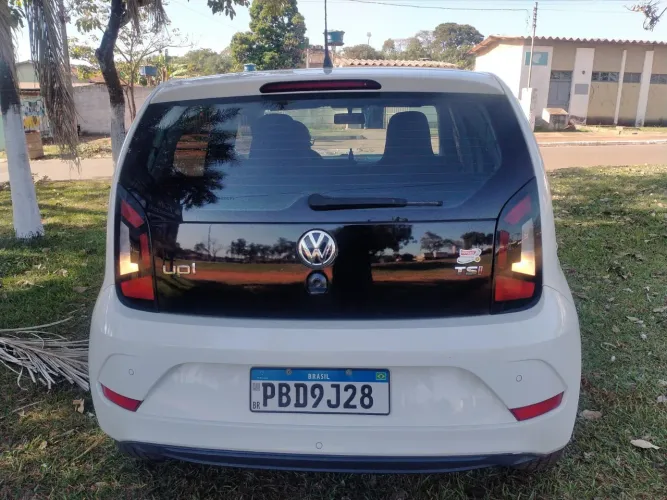 Volkswagen Up! Move 1.0 TSI Total Flex 12V 5P 2018