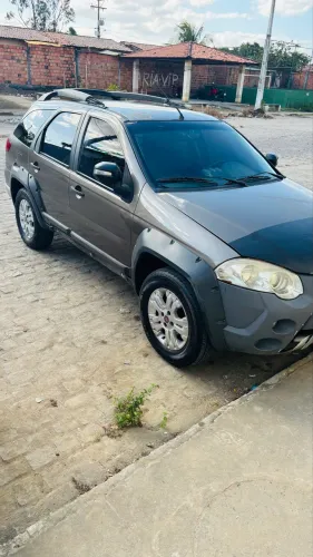 Fiat Palio Week. Adv. Dualogic 1.8 Flex 2011