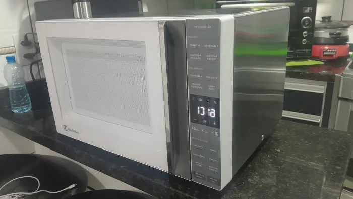 Microondas Electrolux 36 LT