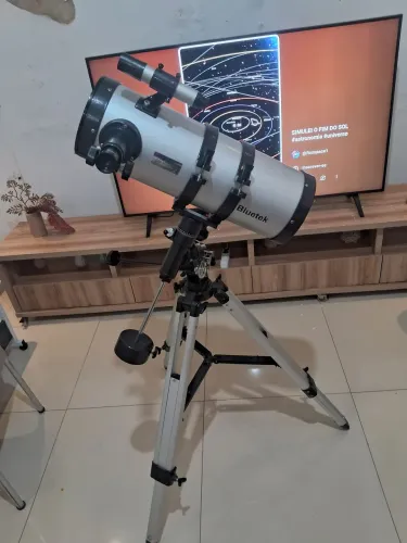 Telescópio Astronômico Bluetek 150mm Focal 1400mm Equatorial Newtoniano Aumento 2100x