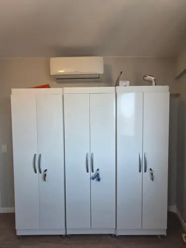 Armário Multiuso 2 portas Branco