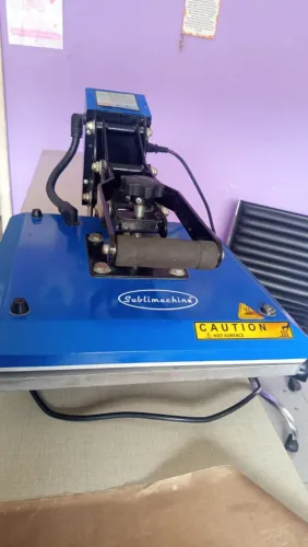 Máquina de impressão de camisetas
