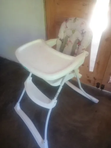 Cadeira de bebê Marca Burigotto. ZAP *53<br>Whatsapp *