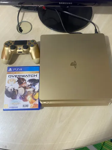PlayStation 4 PS4 Slim 1TB Gold Edição Limitada Dourado + Jogo Overwatch GOTY