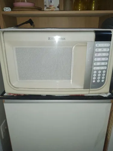 Vendo Microondas bem conservado