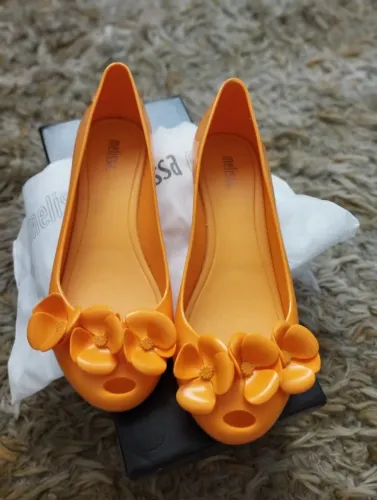 Melissa Original Flores Amarela nº 37