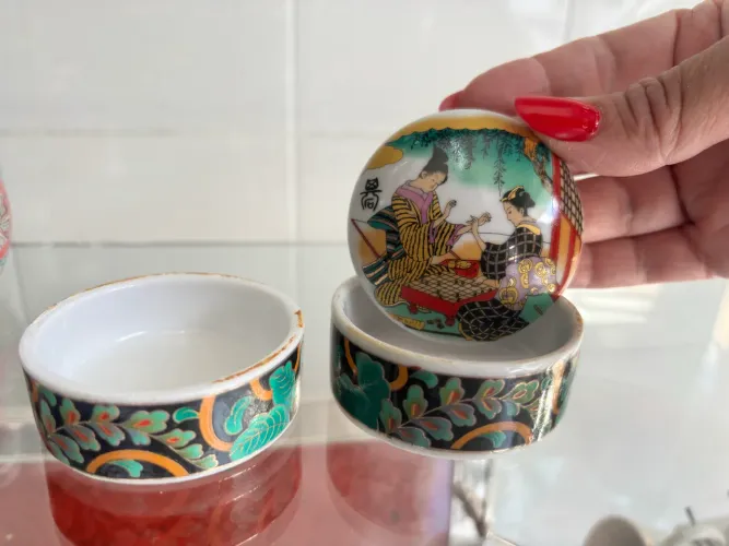 Antigo Porta-Jóias Empilhável Em Porcelana Japonesa Cenas Orientais Anos 70/80 [1]