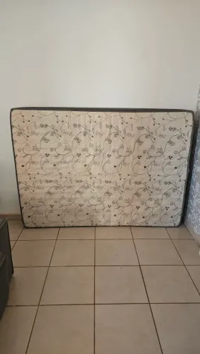 Vendo Colchão de Casal